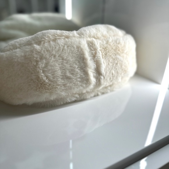 Shiraleah Ivory Mini Hobo Bag - Picture 4 of 7